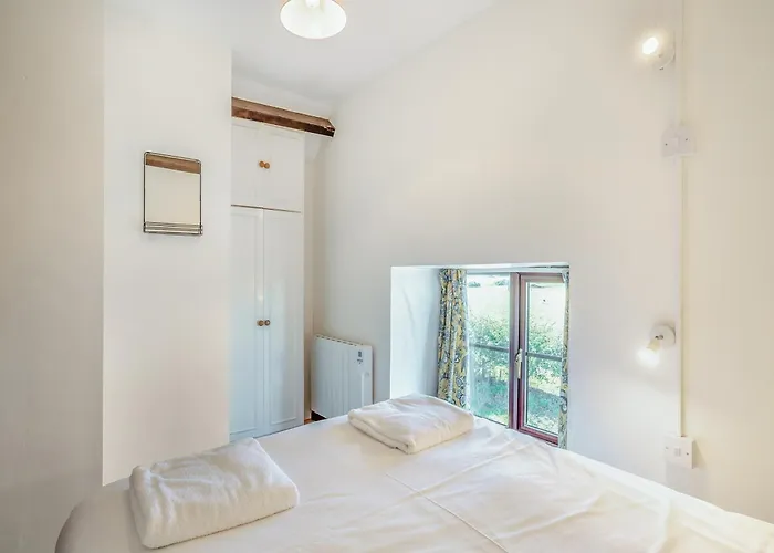 Black Bull בית נופש