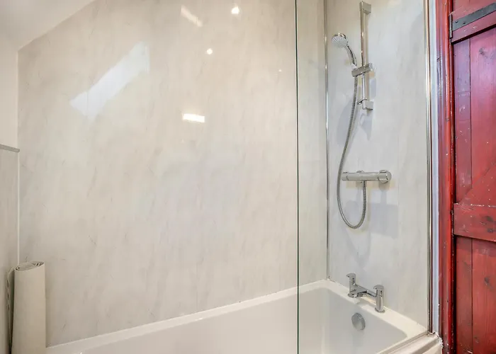 Black Bull בית נופש *